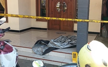 ‎Miris ,cecok pembangunan saluran air wanita paruh baya jadi korban pembacoka