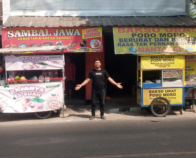 Bakso Urat Podomoro Bang Amir Kediri, Kuliner Hemat yang Bikin Ketagihan