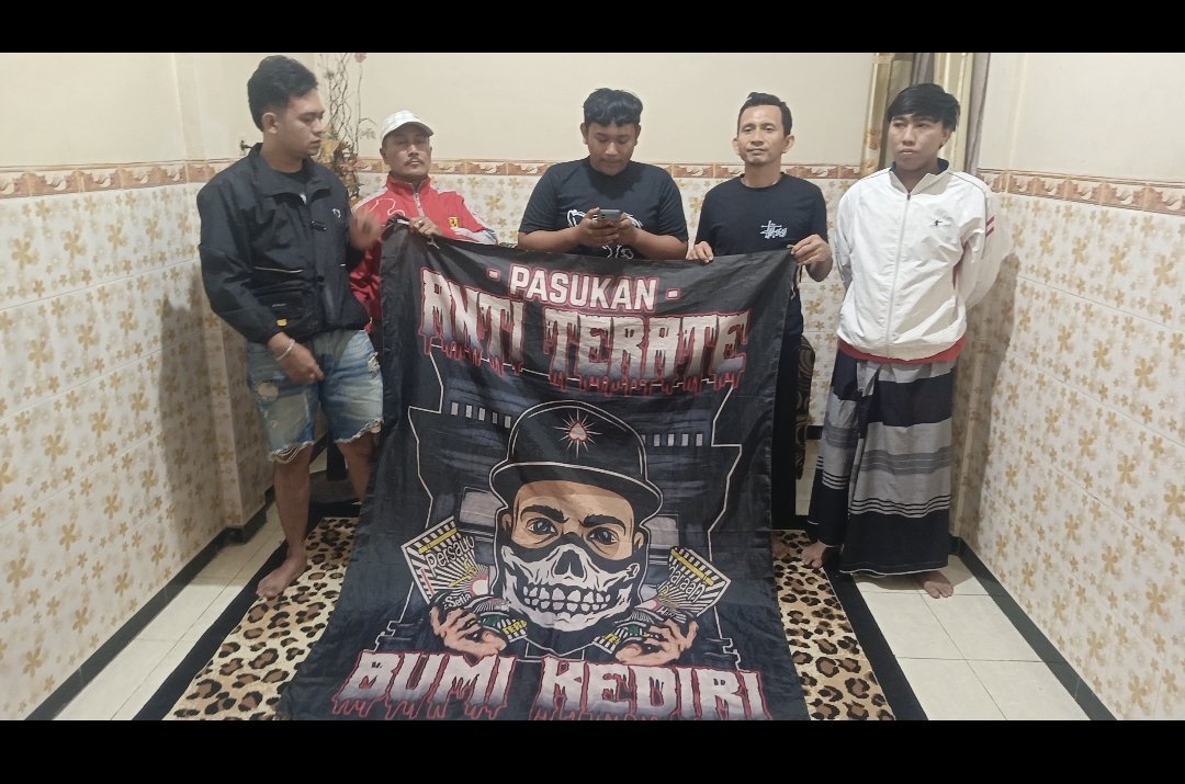 ‎Beredarnya vidio rasisme dari oknum pagar nusa ,Pamter semen bersama APH Polsek semen amankan stabilitas antar organisasi 