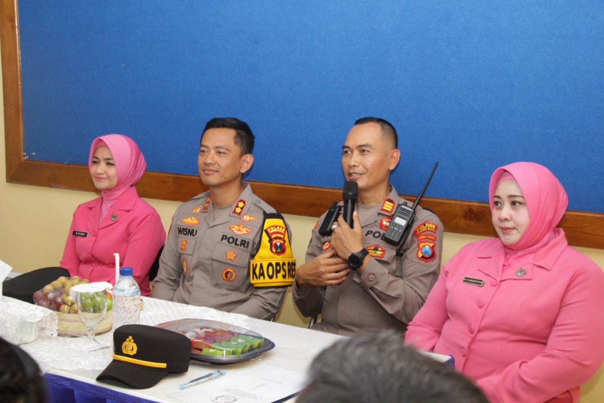 Kunjungan Kerja ke Polsek Tarokan, Kapolres Kediri Kota Ingatkan Pentingnya Deteksi Dini dan Sispam Mako