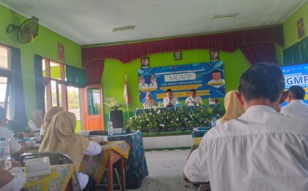 Rakor MKKS dan Pembukaan MGMP SMP Negeri Kabupaten Kediri Resmi Digelar, Kadisdik Tekankan Kolaborasi Wujudkan Pendidikan Bermutu