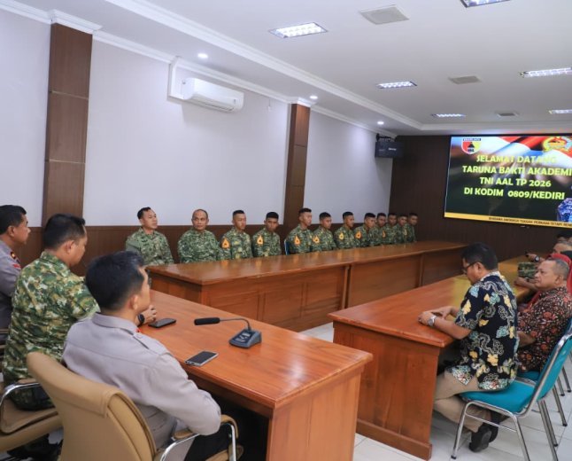 Wakapolres Kediri Kota Sambut Taruna Bhakti Akademi TNI dan Akpol, Perkuat Sinergi Pengabdian untuk Masyarakat
