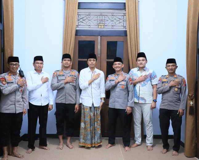 Kapolres Kediri Kota Pererat Sinergi dengan Ulama, Silaturahmi ke Ponpes Al Falah Ploso Perkuat Kondusivitas Kamtibmas