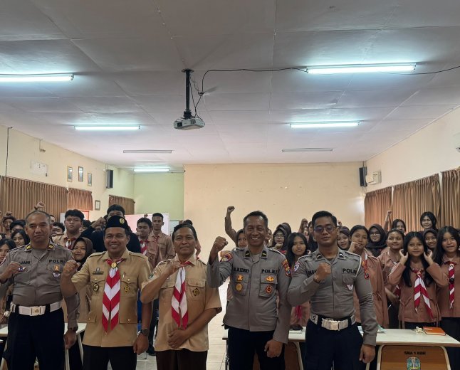 Kenali Teknologi, Bijak Menggunakan AI, Polres Kediri Kota Sosialisasikan Paham AI kepada Pelajar SMAN 1 Kediri