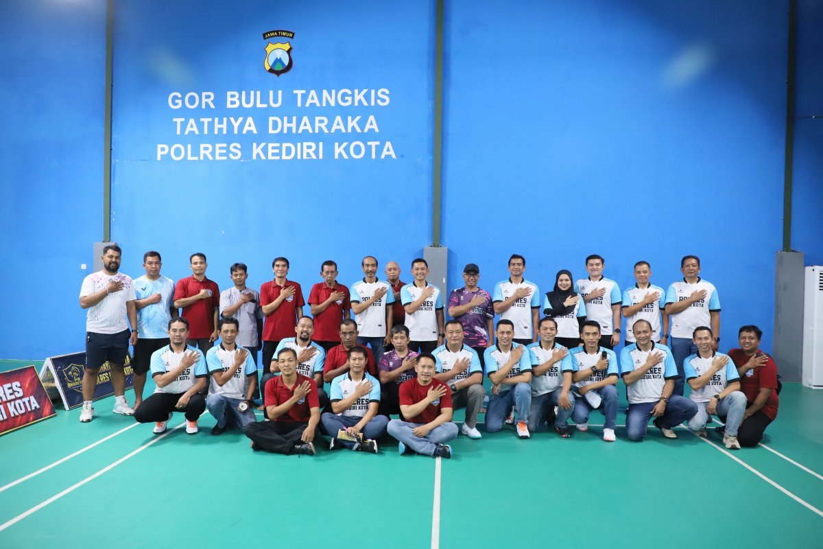 Kapolres Kediri Kota Buka Turnamen Badminton, Dorong Sportivitas dan Kebersamaan