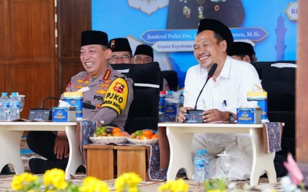 Kapolri Bersama Gus Baha: Jaga Persatuan agar Indonesia Terus Tumbuh dan Maju