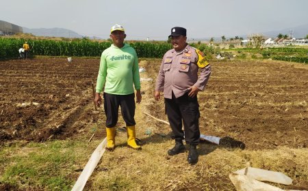Lahan Tak Harus Luas, Bhabinkamtibmas Polsek Tarokan Dorong Warga Perkuat Ketahanan Pangan