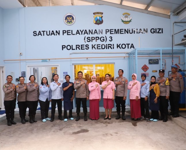 Kapolres Kediri Kota Cek Langsung SPPG, Pastikan MBG Berjalan Higienis dan Sesuai SOP