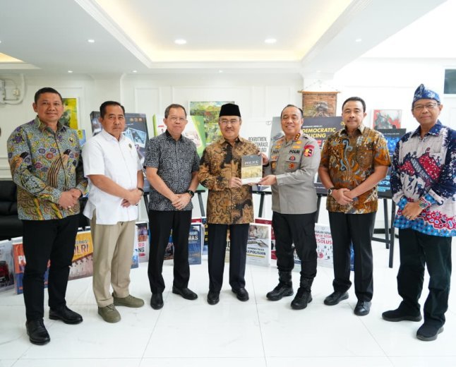 Polri Perkuat Tata Kelola Melalui Rekomendasi Kprp Dalam Buku Police Governance