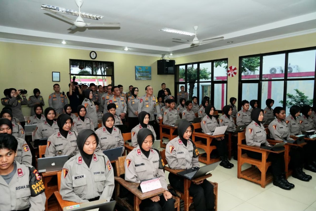 Wakapolri Dorong Sepolwan Naik Level: Cara Belajar Berubah, Polwan Disiapkan Hadapi Tantangan Modern