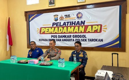 Hadapi Situasi Darurat, Polsek Tarokan Tingkatkan Kemampuan Personel Bersama Damkar