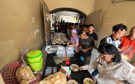 Hangatnya Jumat Berkah di Polres Kediri Kota, Polisi dan Warga Duduk Bersama