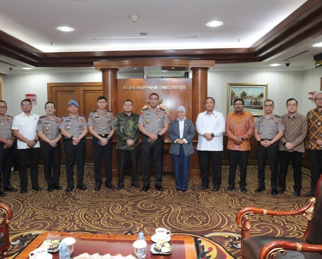 Kapolri Terima Audiensi Menkomdigi, Bahas Kolaborasi Polri dan Komdigi