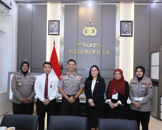 Kapolres Kediri Kota dan OJK Perkuat Sinergi, Bahas Pinjol hingga Bahaya Judi Online