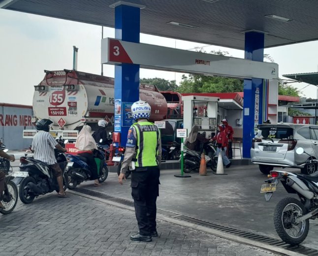 Polres Kediri Kota Pantau Stok BBM di Sejumlah SPBU, Kapolres Imbau Masyarakat Tak Perlu Menimbun
