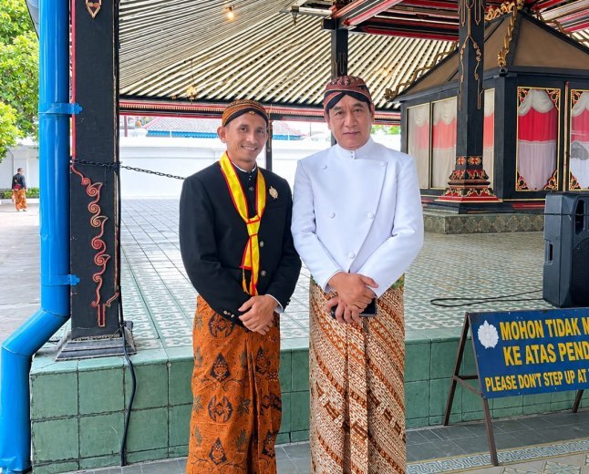 Ketua SH Terate Ranting Semen Beserta Jajaran Memperoleh Gelar Kehormatan Raden Tumenggung dari Keraton Surakarta Hadiningrat