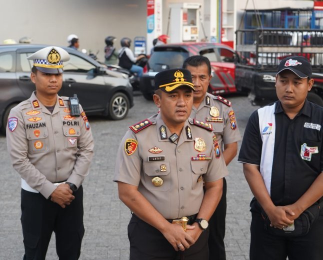Kapolres Kediri Cek Pasokan di Sejumlah SPBU, Antisipasi Panic Buying BBM