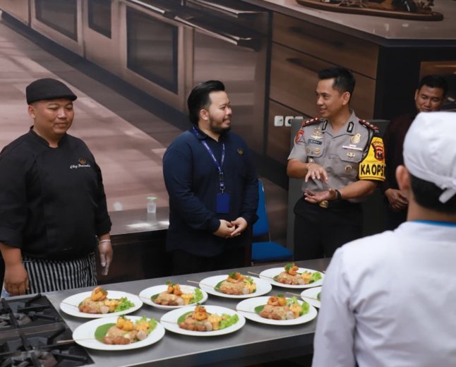 Tekan Angka Pengangguran, Kapolres Kediri Kota Gandeng Lembaga Pelatihan Kerja Lewat Program Poliran